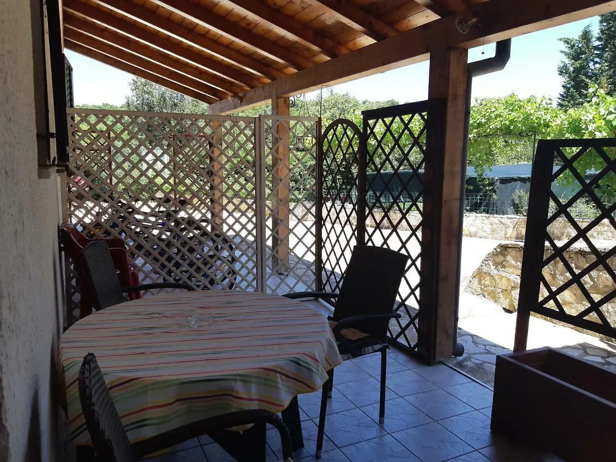 Bed & Breakfast Dianaville Banjole Kroatië